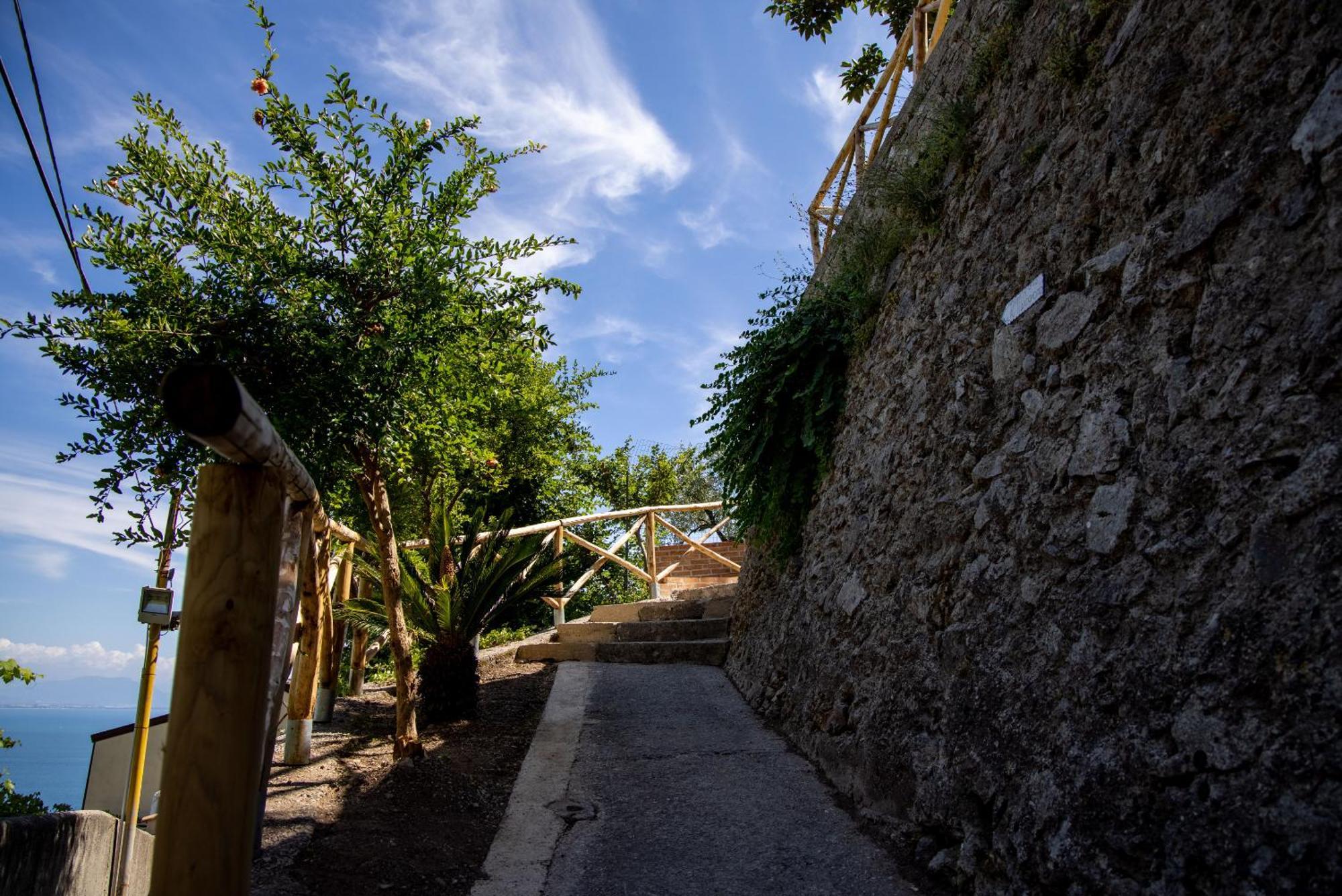 Il Melograno In Costa D'Amalfi - Romantic Experience Vietri 外观 照片