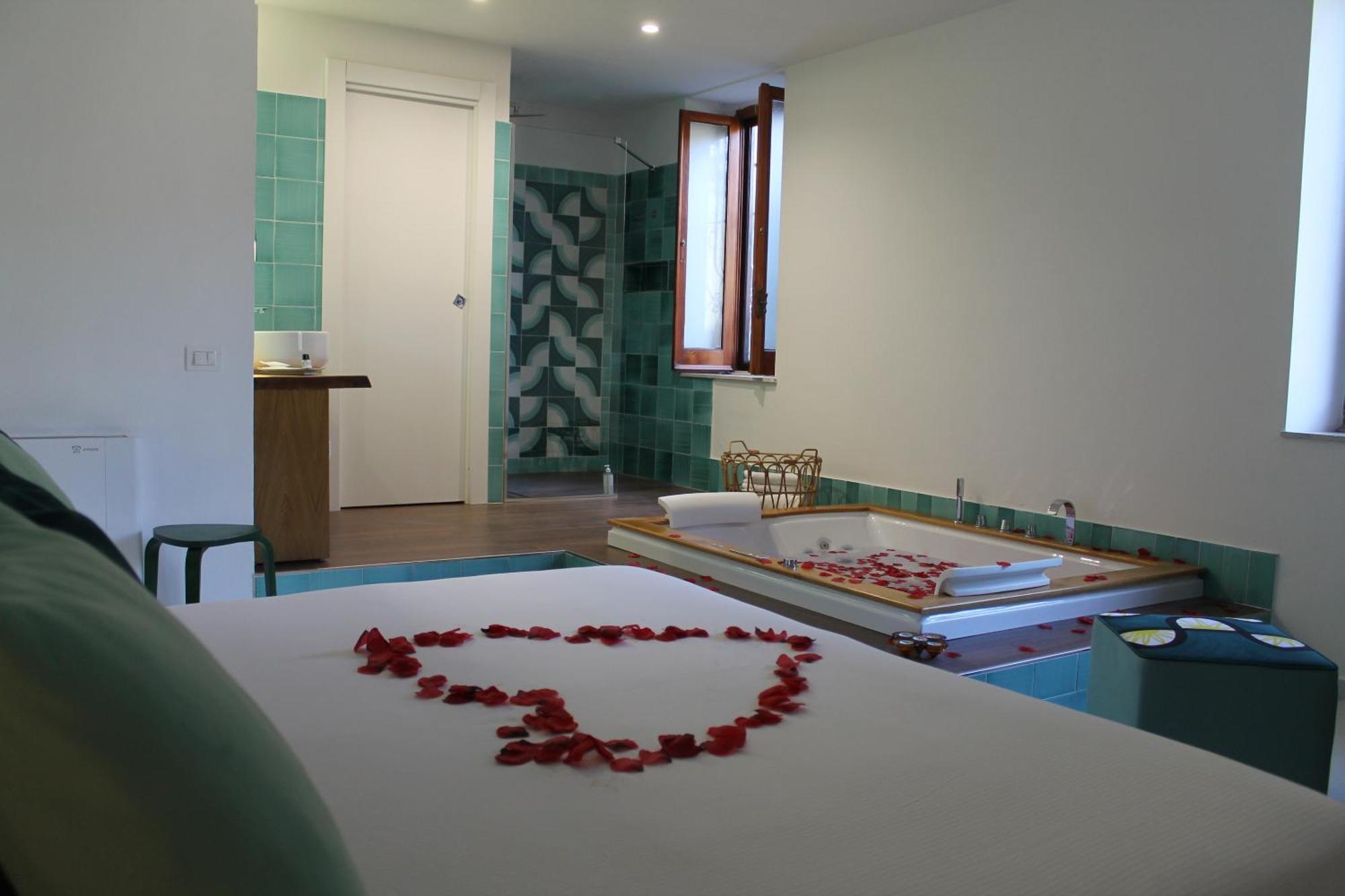 Il Melograno In Costa D'Amalfi - Romantic Experience Vietri 外观 照片